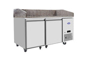 Table à pizzas réfrigérée avec dosseret - 2 portes - Inox et granit - EPF3495GR - EQUIPEMENT RESTAURATION 